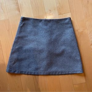 NWOT Aritzia New Classic Mini Skirt in Grey Herringbone size 2